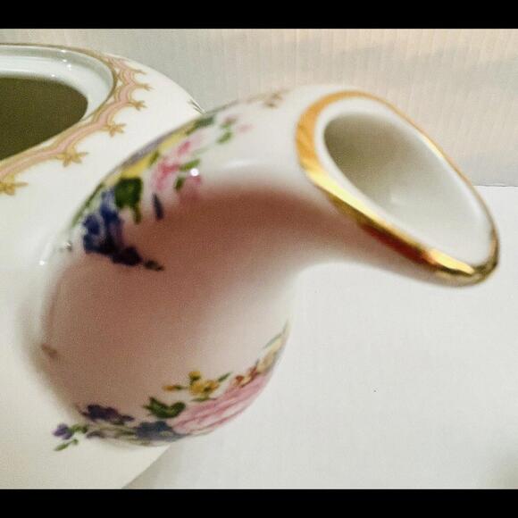 ❤️SOLD❤️Vintage Teapot Royal Albert Fine China Classic Collection “Lady Carlyle” - Picture 8 of 11